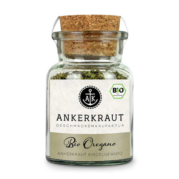 Ankerkraut BIO Oregano im Korkenglas auf weißem Hintergrund.